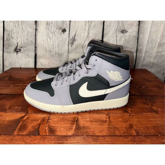 Air Jordan 1 Mid Cement Grey/ Anthracite/Sail Size 9.5 Women’s/ 8 Men’s Style BQ - Picture 1 of 8